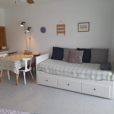 Apartment With Pool Near The Beach 马尔韦利亚 外观 照片