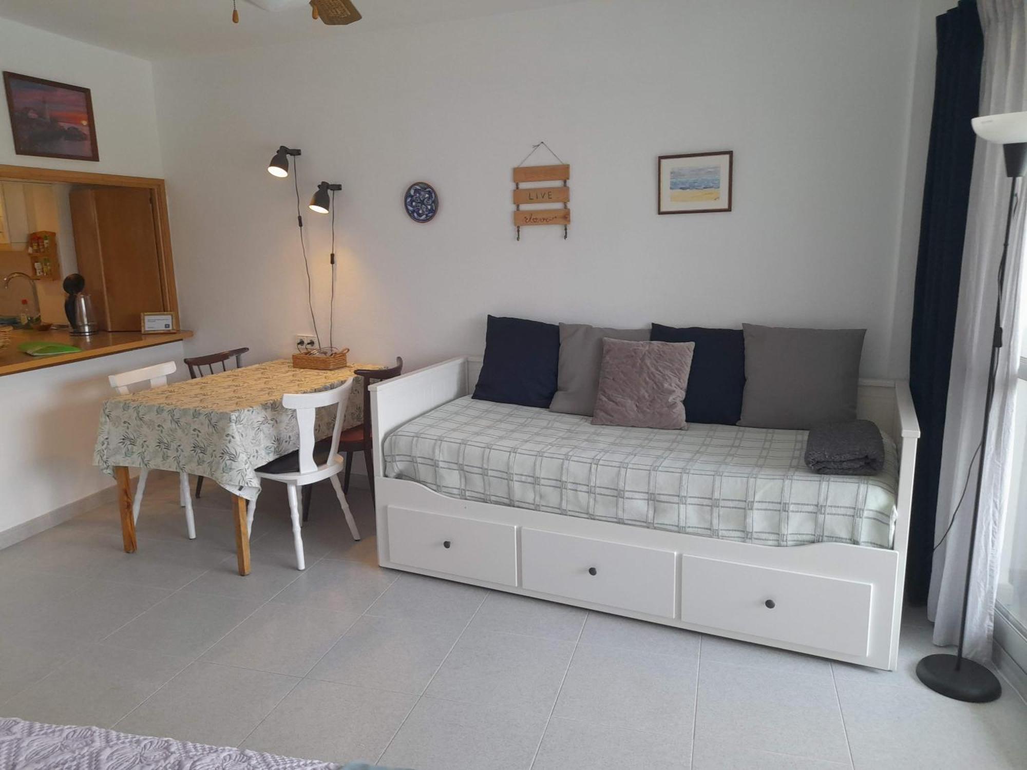 Apartment With Pool Near The Beach 马尔韦利亚 外观 照片